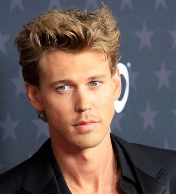 Electrifying Performances By Blonde Male Actors: A Cinematic Masterclass